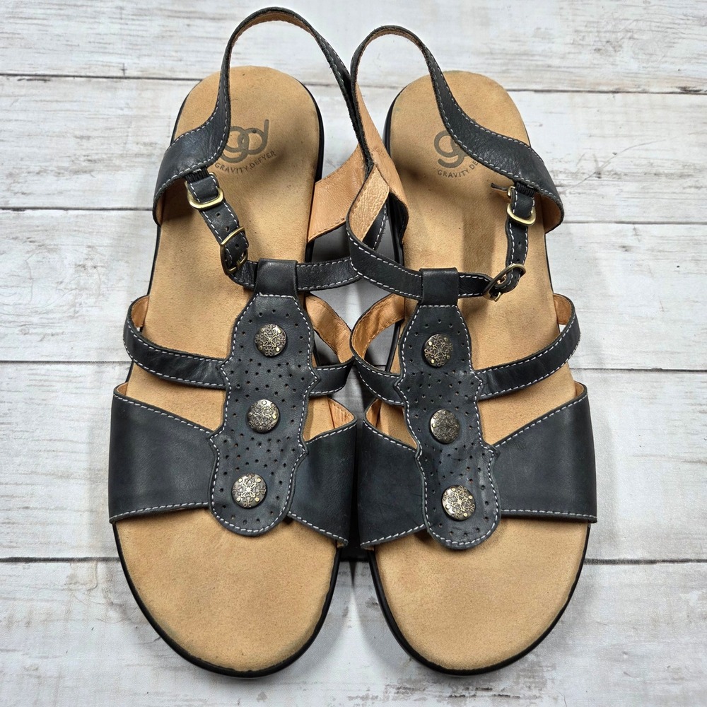 Gravity Defyer Sandals Women 11 Black TB7034 Leather Medallion Strappy Wedge